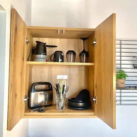 Tinyvibe - Downtown Seabreeze *